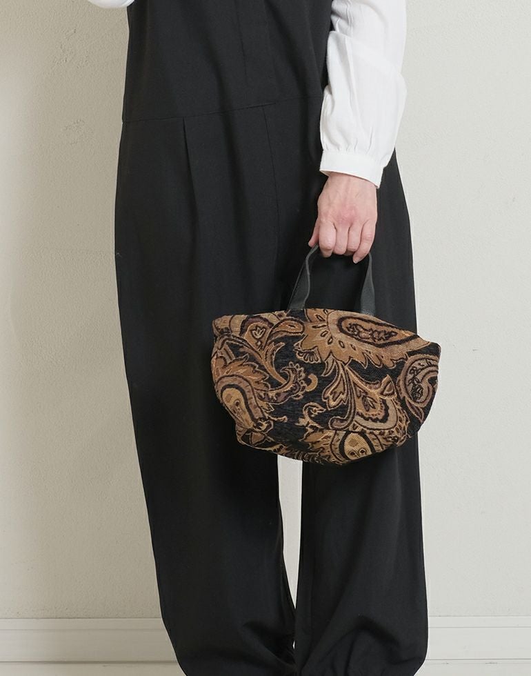 ナチュラルファッション 大人ファッション